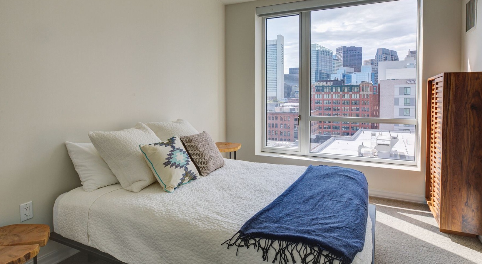 Watermark Seaport Corporate Living Apartment Locator