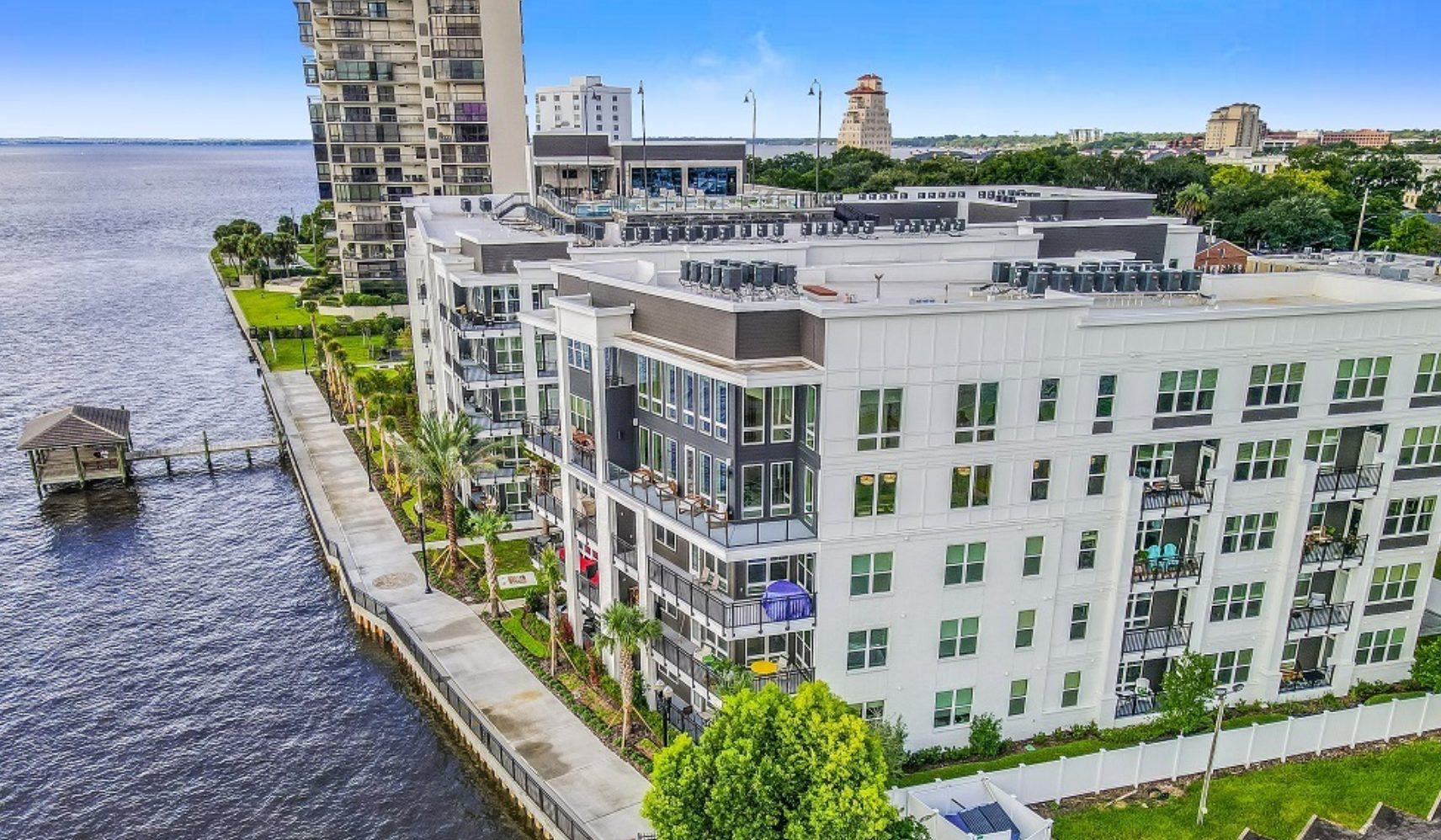 Riverside at St. John’s Corporate Living Apartment Locator