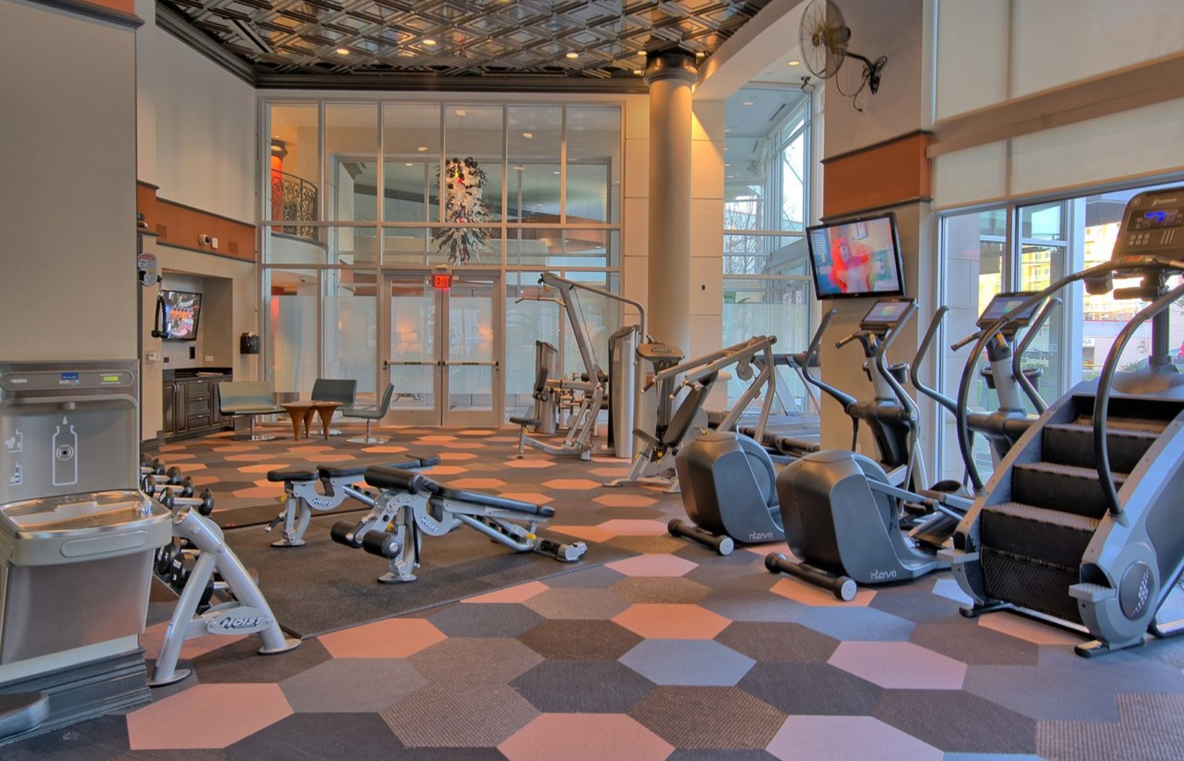 Uptown Trail Corporate Living Apartment Locator