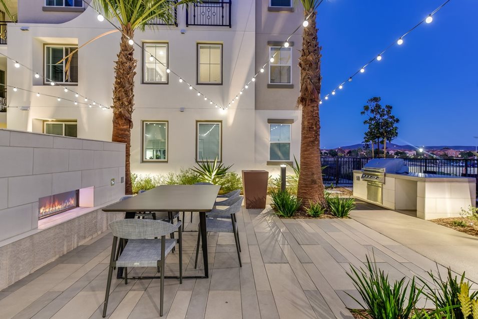 Sola at Pacific Highlands Ranch Corporate Living Apartment Locator