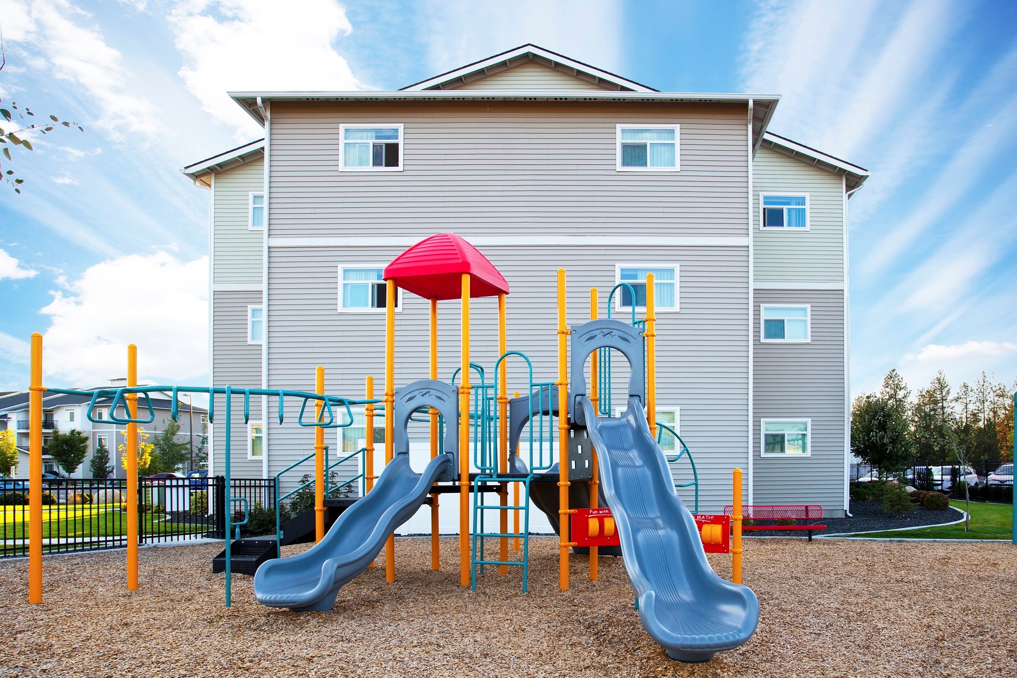 River House at the Trailhead Corporate Living Apartment Locator