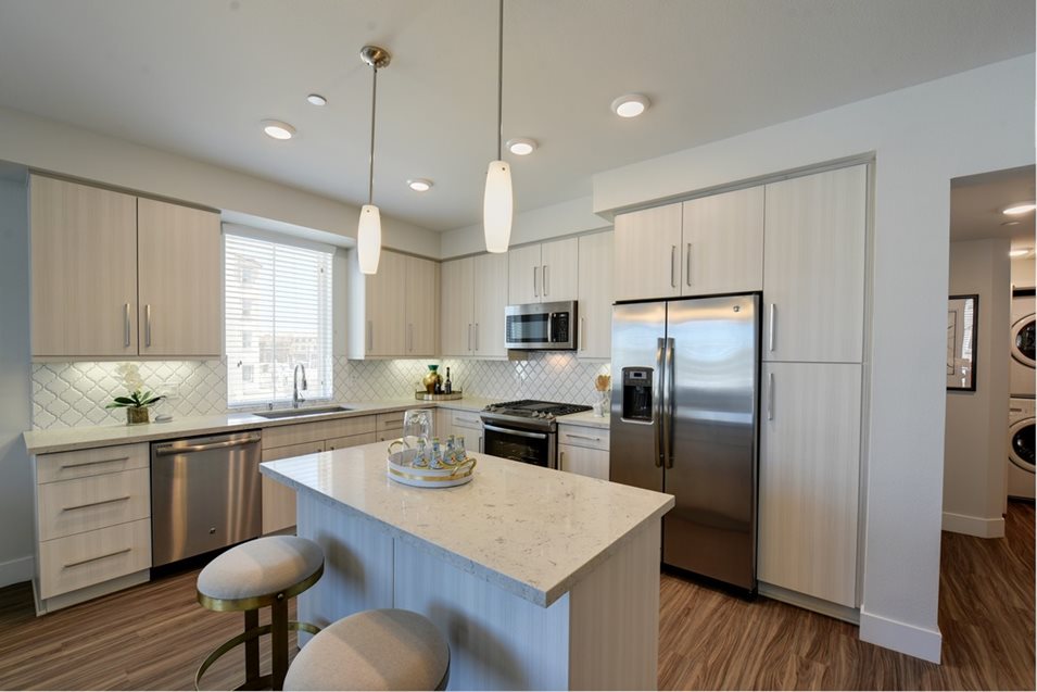 Sola at Pacific Highlands Ranch Corporate Living Apartment Locator