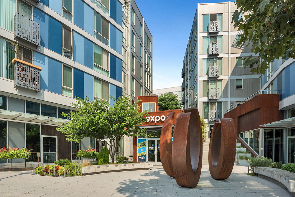 expo apartments