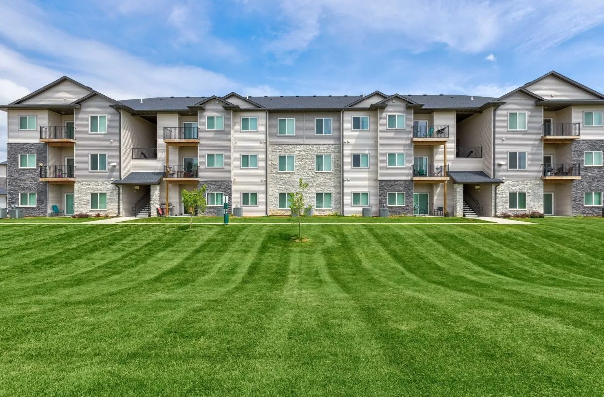 Sterling Pointe Corporate Living Apartment Locator