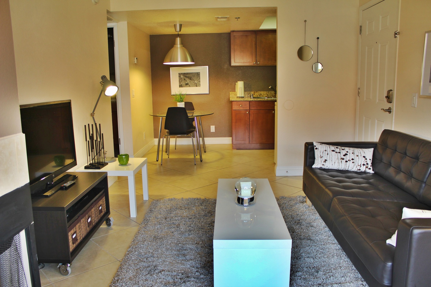 Flamingo Palms Villas – Corporate Living – Apartment Locator