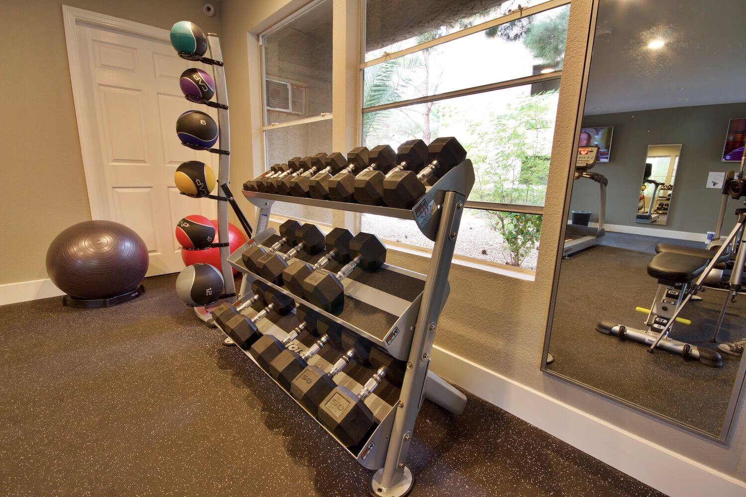 Flamingo Palms Villas – Corporate Living – Apartment Locator