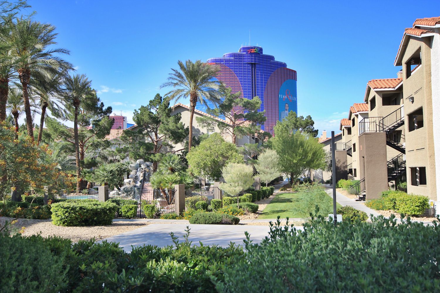 Flamingo Palms Villas – Corporate Living – Apartment Locator